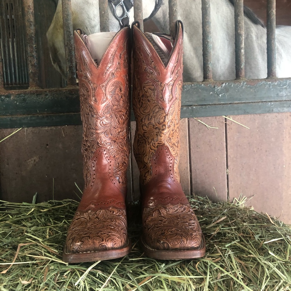 Boulet hand toiled cowboy cowgirl boots 6